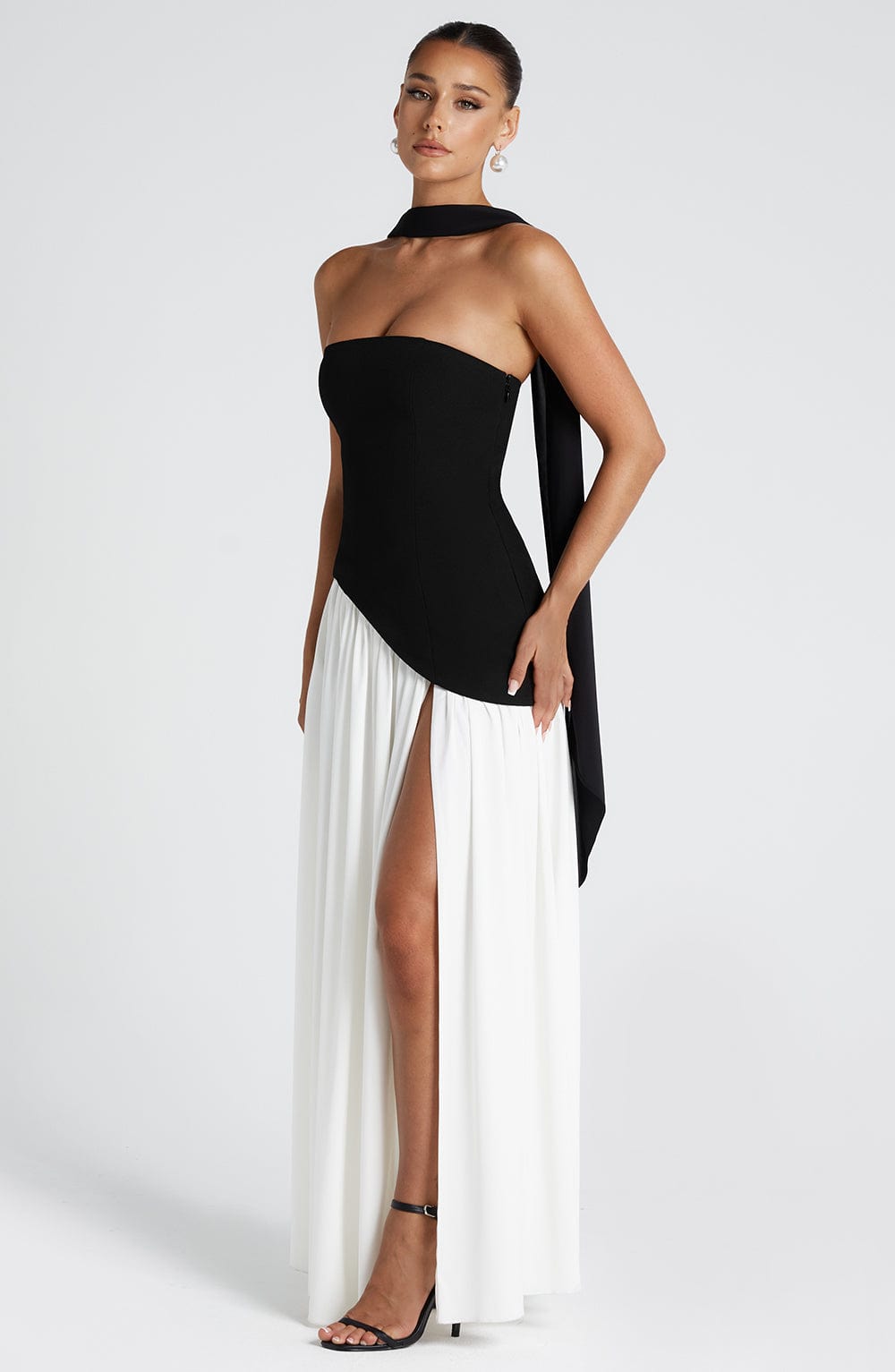 Maliyá™  Maxi Dress - Black/White