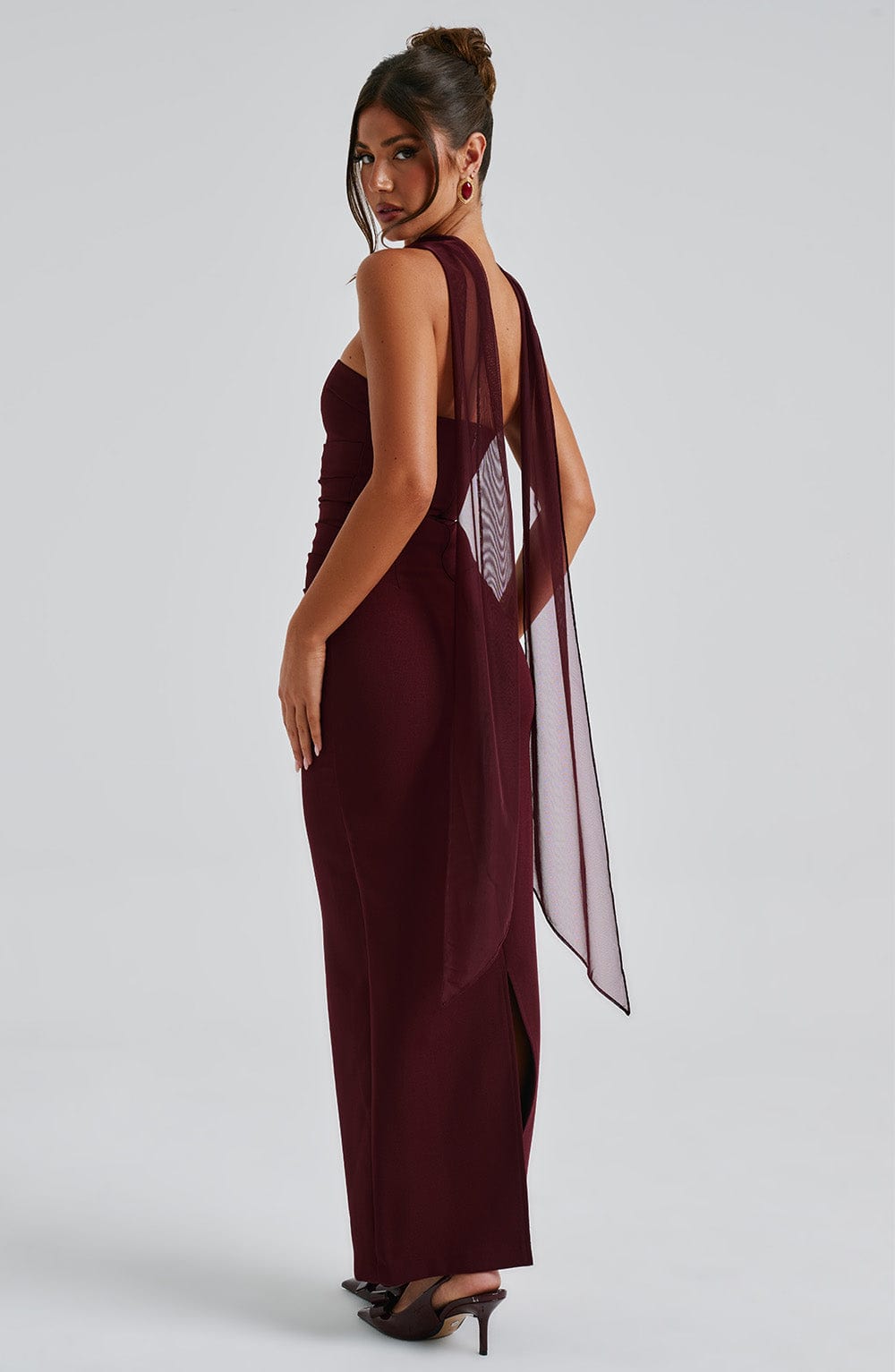 Zerelle™ Maxi Dress - Cherry Lacquer